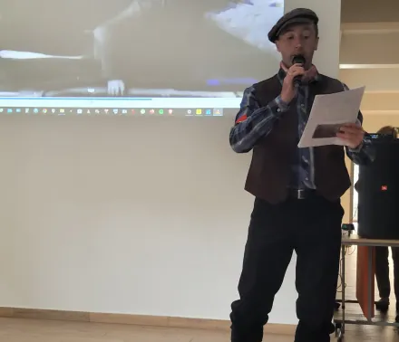 Cała szkoła śpiewa powstańcze piosenki